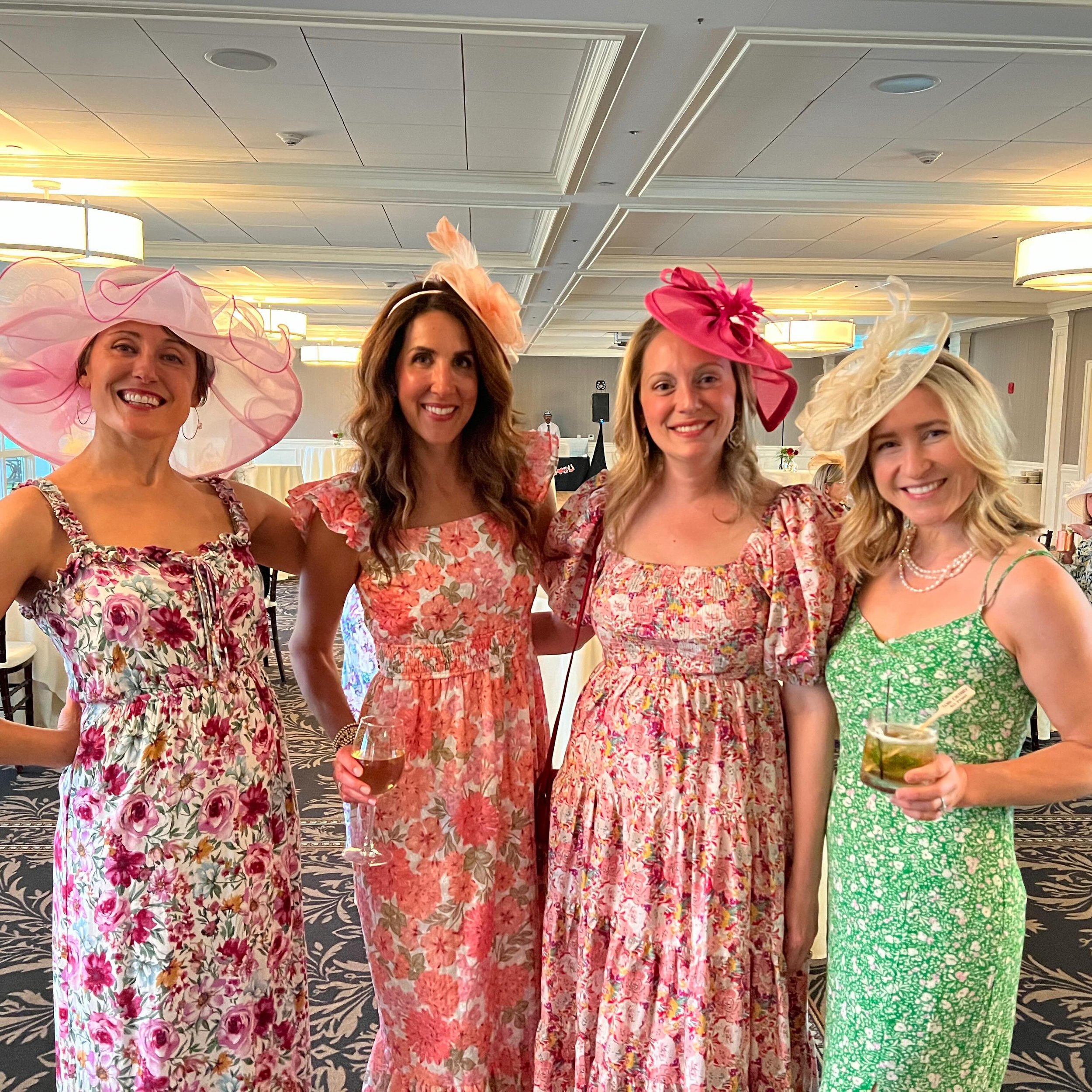 Spotted VIVA in the wild, Kentucky Derby style last night! 🐎🌹 

I love seeing your best VIVA looks especially at an event for a great cause, supporting local individuals in crisis. @greaterbedfordwomenade_gbw