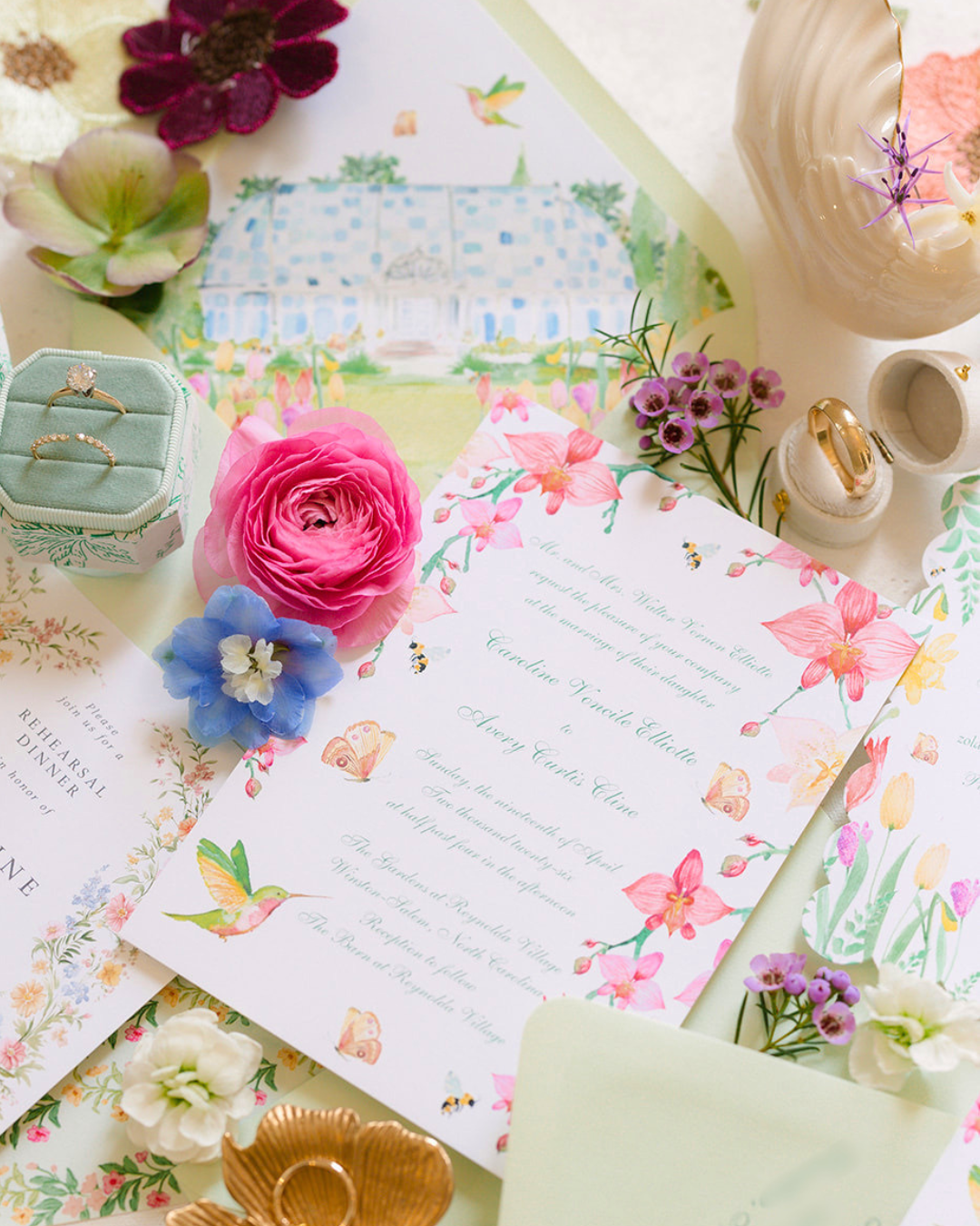 Photography @chelsearenay

Watercolor hummingbirds, butterflies, and orchids.