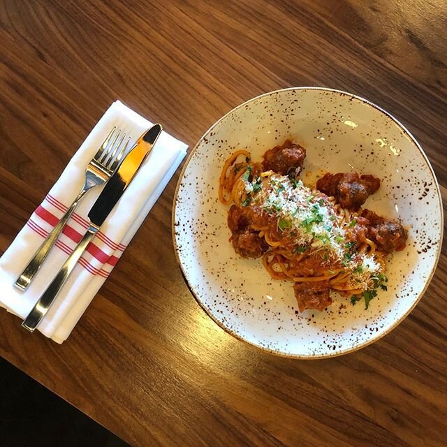Some days just call for spaghetti and meatballs, today is one of em!