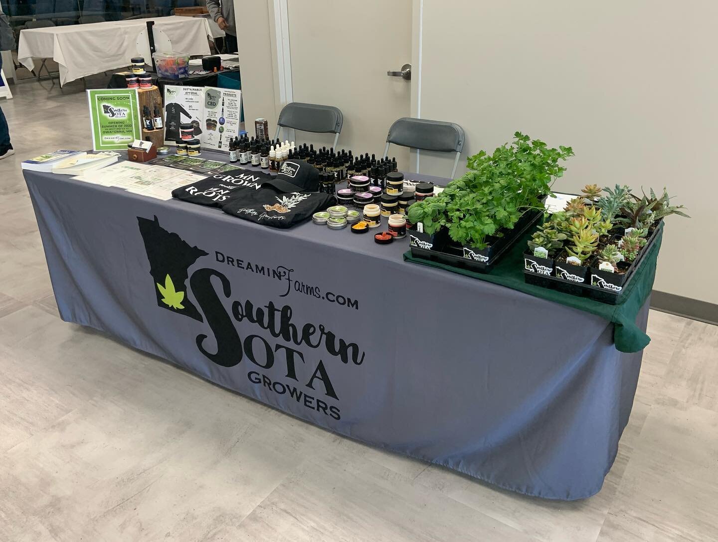 We are at @big.stone.therapies located at 2440 Bridge Ave in Albert Le𝗮 until 2 pm today! 
🙌🌱🧠💪👊♻️.
&bull;
Food and prizes available! 
&bull;
#bigstonetherapies #albertlea #minnesota #health 
#wellnessfair 😁 @dreaminfarms