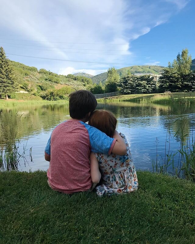 The sister they never met is the invisible bond that makes their relationship so special.
.
.
.

#grief #siblingloss #lifeafterloss #siblings #parkcity #parkcityutah