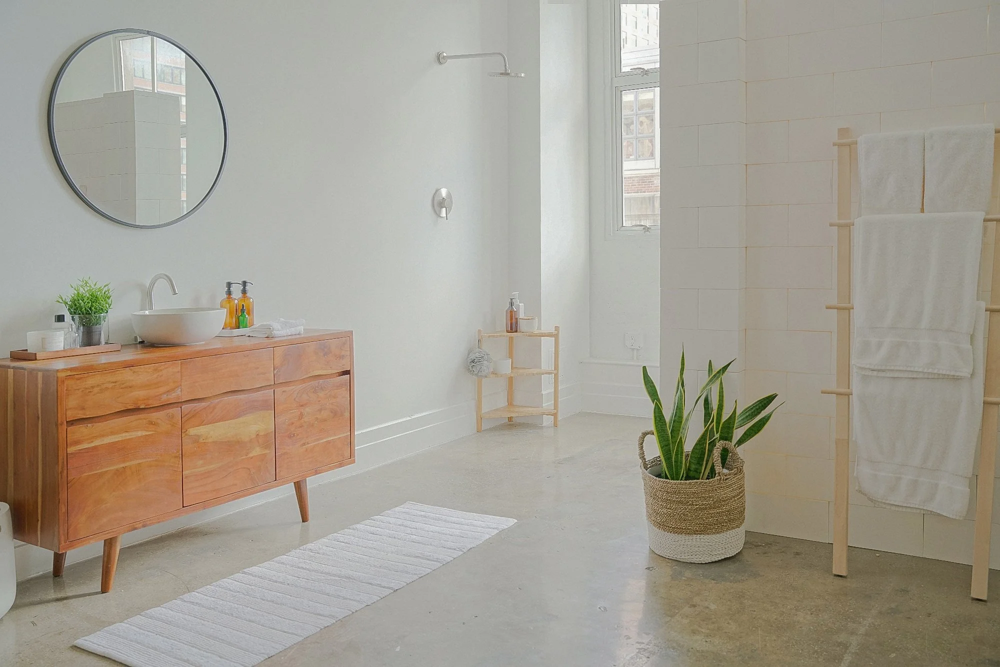 Bathroom1.jpg