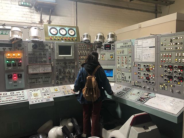 Ruth monitors the reaction chamber. 🤯
.
.
.
#retro #timetravel #comedy #scifi #science #film #camera #photo #drwho #80s #90s #art #antiques #fashion #london #muswellhill #sciencehumour #geek #nerd #uk #space #adventure #travel #history