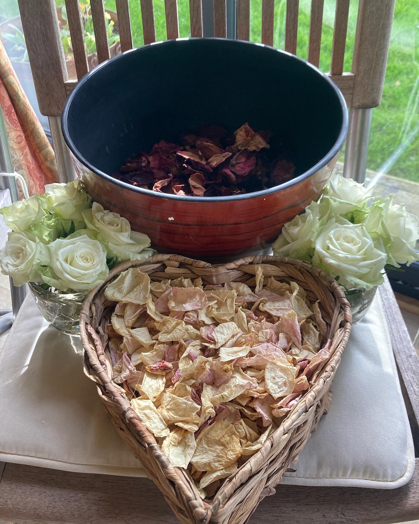 🌸🌿ROSE PETALS &amp; LAVENDER🌿💜

I have loved creating flowers for Weddings and have been honoured to be part of the magical day&hellip;&hellip;

What I am learning more recently is that at the end of our lives our Funerals are understandably somb
