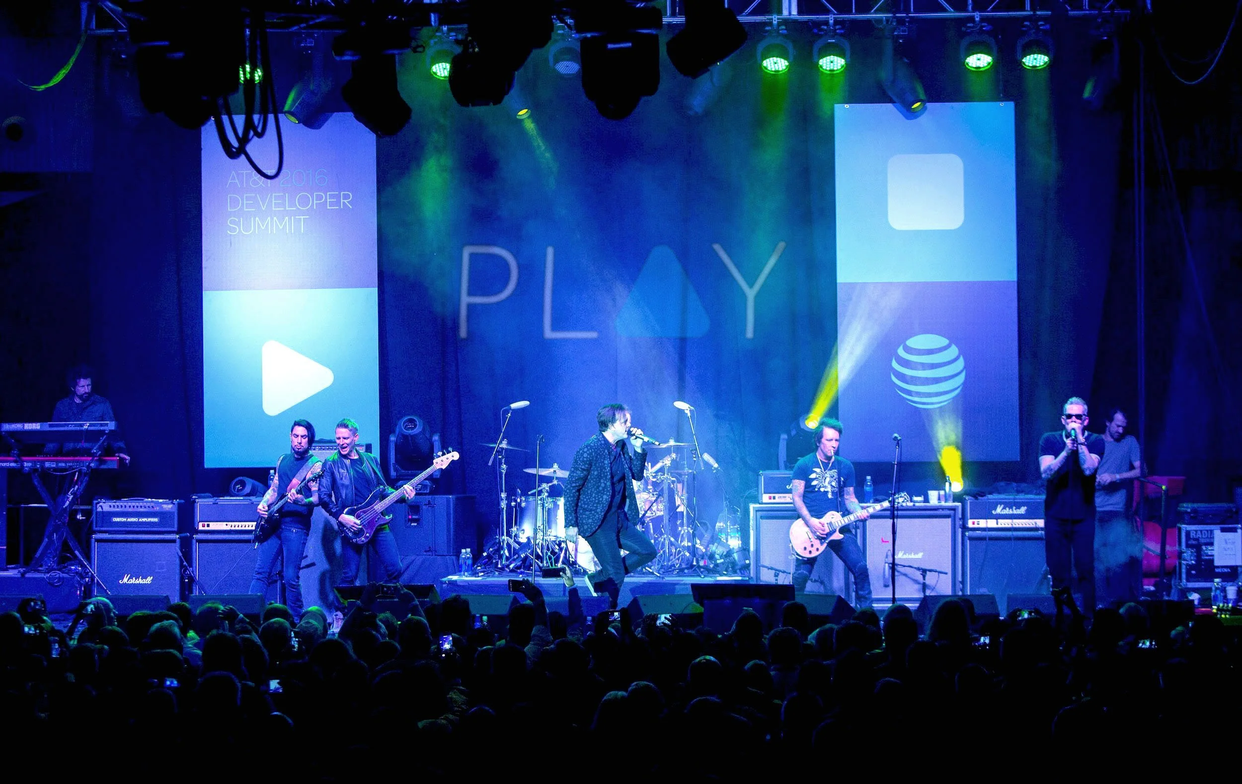 DEVSUM_musicstage-1.jpg
