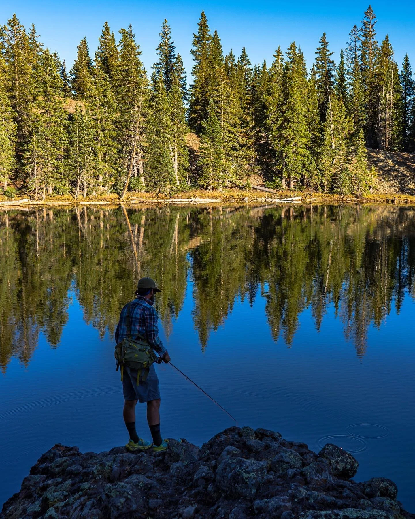 Possibly the most pleasant lake known to man. This was greyling central. Plus we had it all to ourselves!  #fish #fishing #flyfishing #utah #801 #saltlakecity #adventure #adventuretime #mountains #mountainlife #highaltitude #flyfishingaddict #flyfish