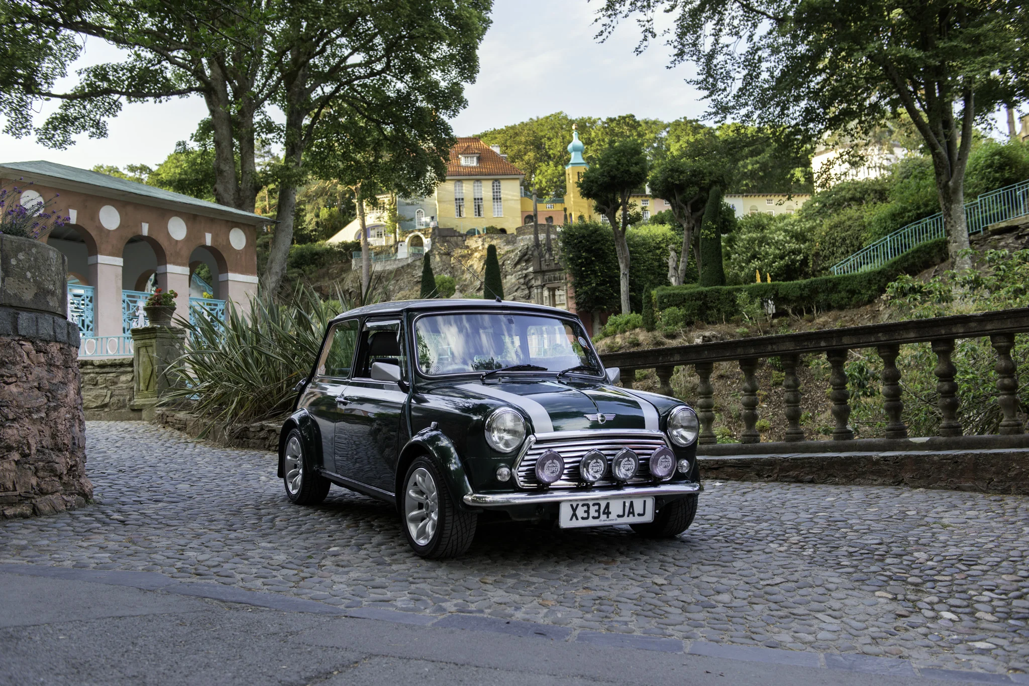2000 ROVER MINI COOPER SPORT | OWNER - GER ROBERTS | LOCATION - PORTMEIRION