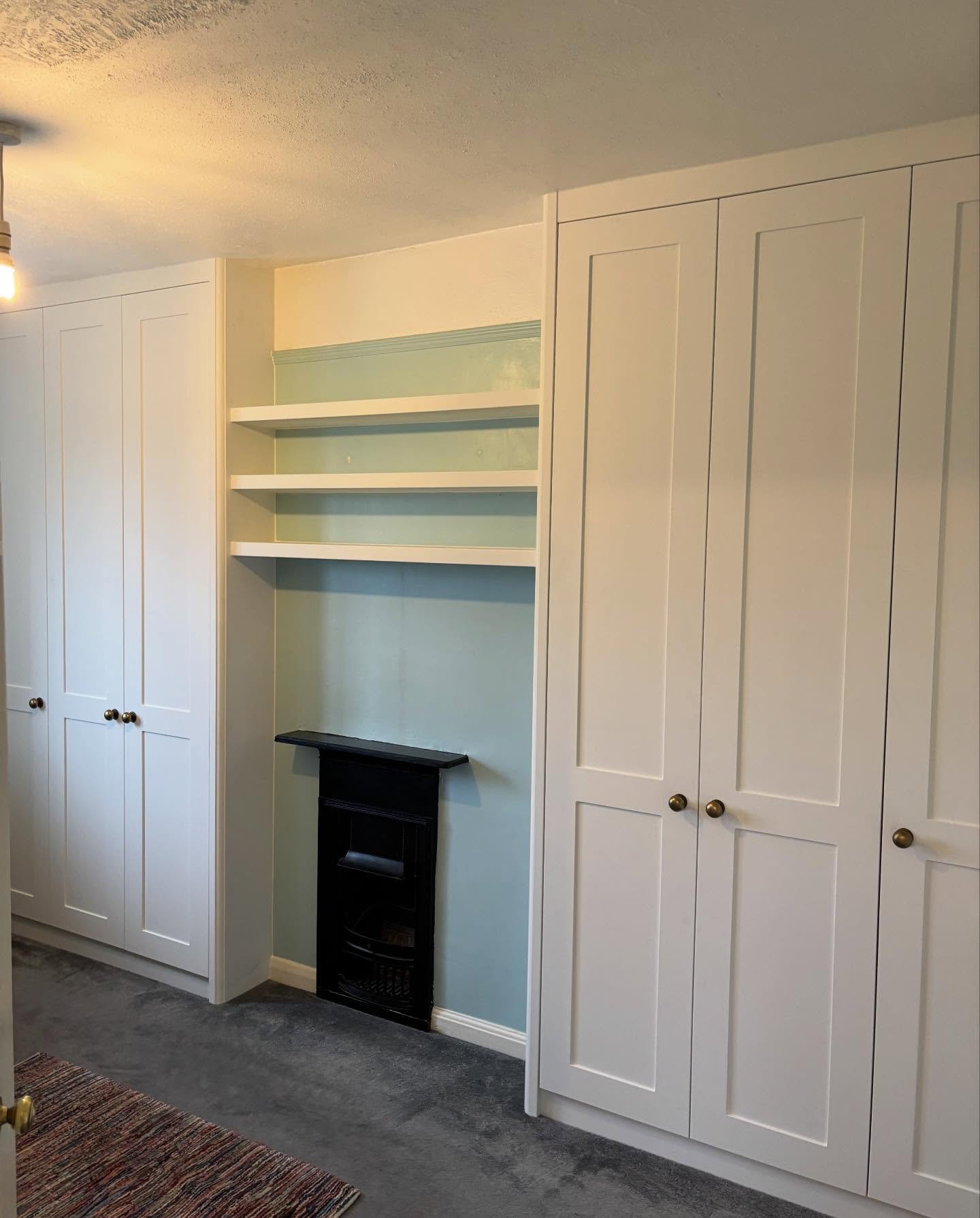 Fitted wardrobes, primed and undercoated ready for final colour by brush

#fittedfurniture #fittedwardrobessuffolk #fittedwardobes.