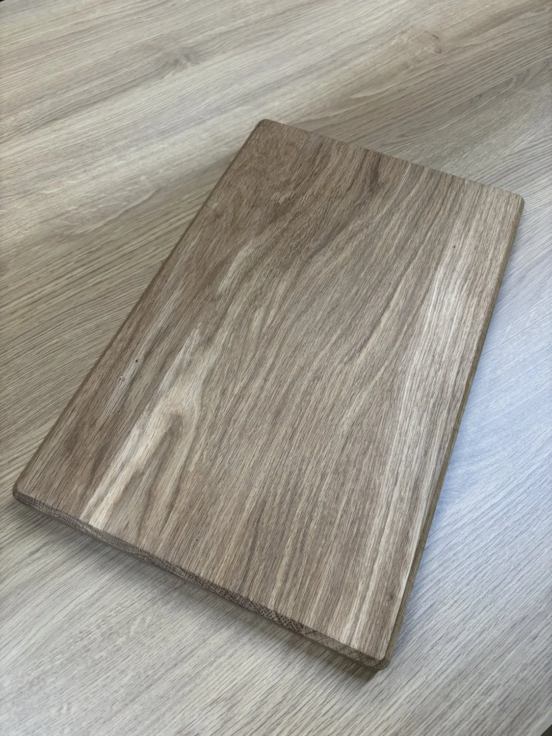 Oak serving board.jpg