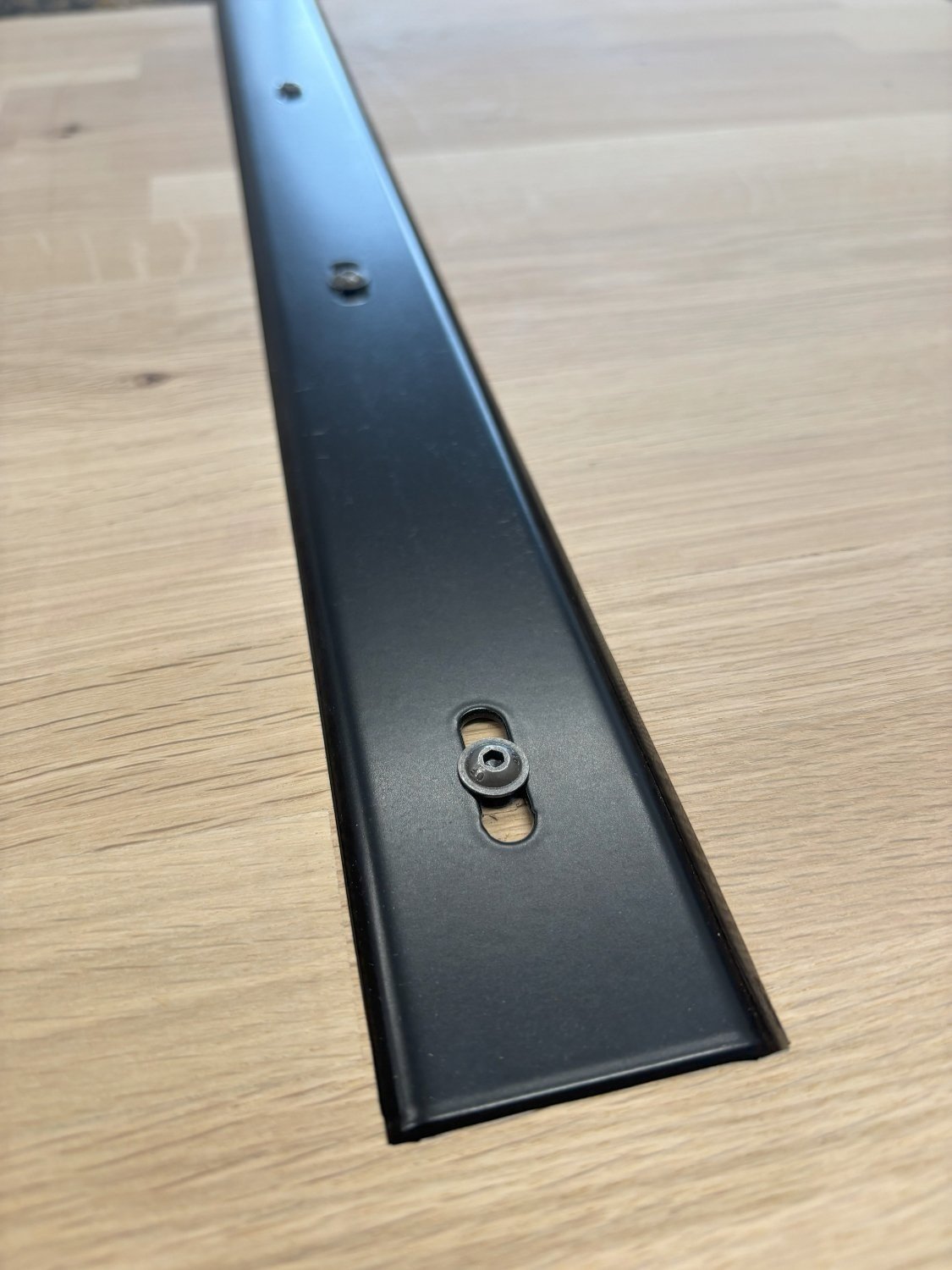 Metal+C+Channel+Table+support+rail.jpg