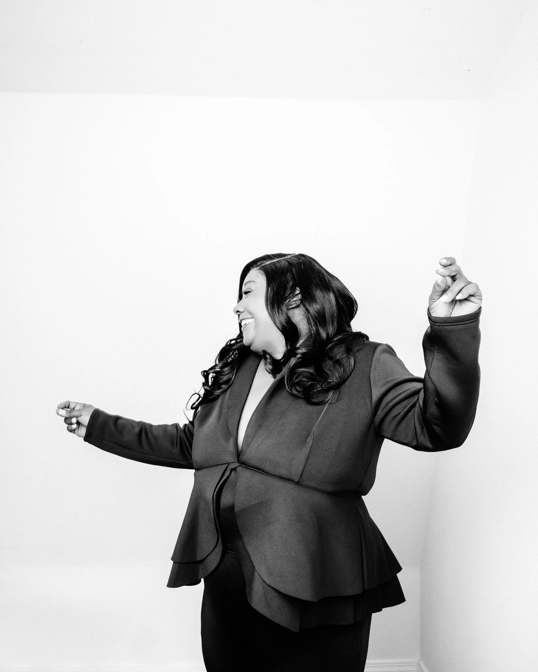 wise-women-50-over-50-catina-portrait-houston (7).jpg