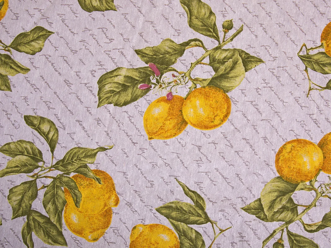 table_cloths_415_1067x800.jpg
