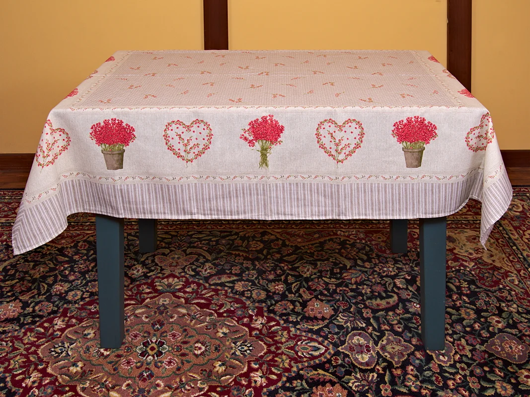 table_cloths_417_1067x800.jpg