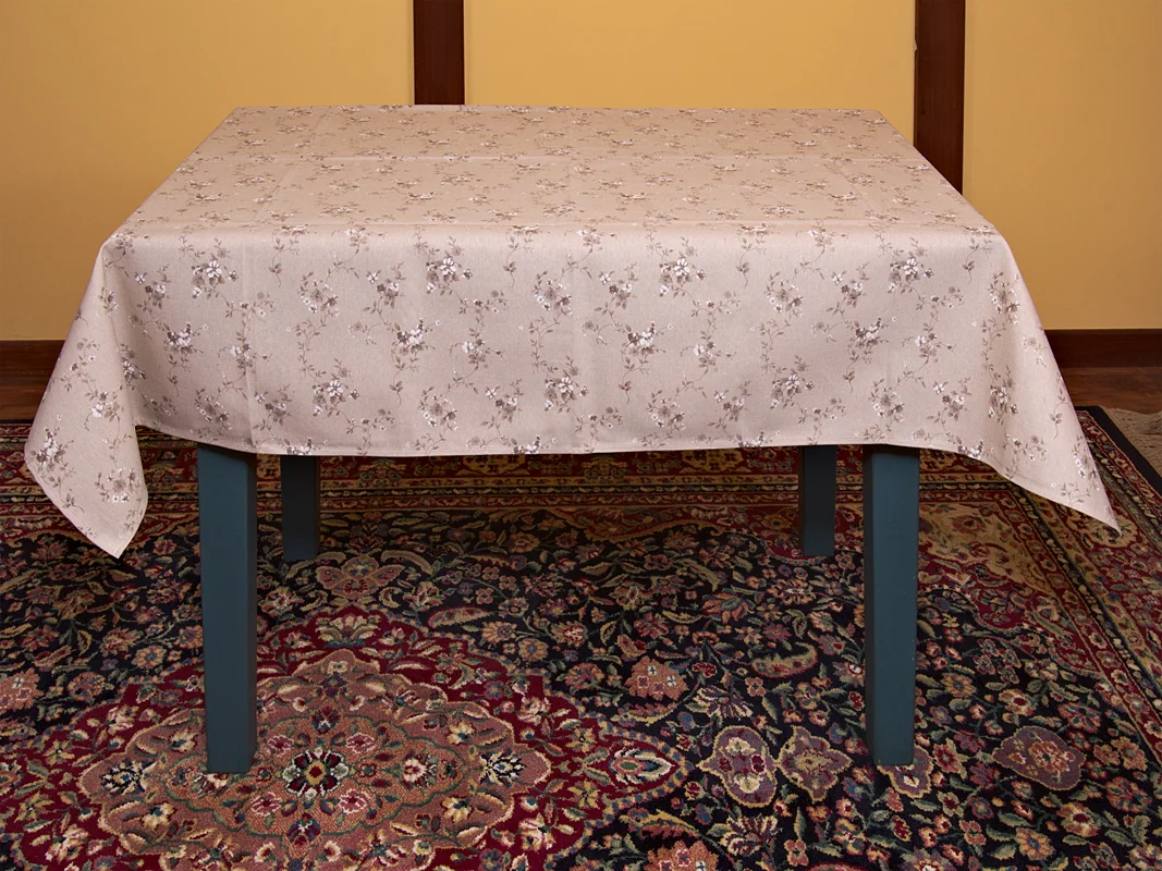 table_cloths_422_1067x800.jpg