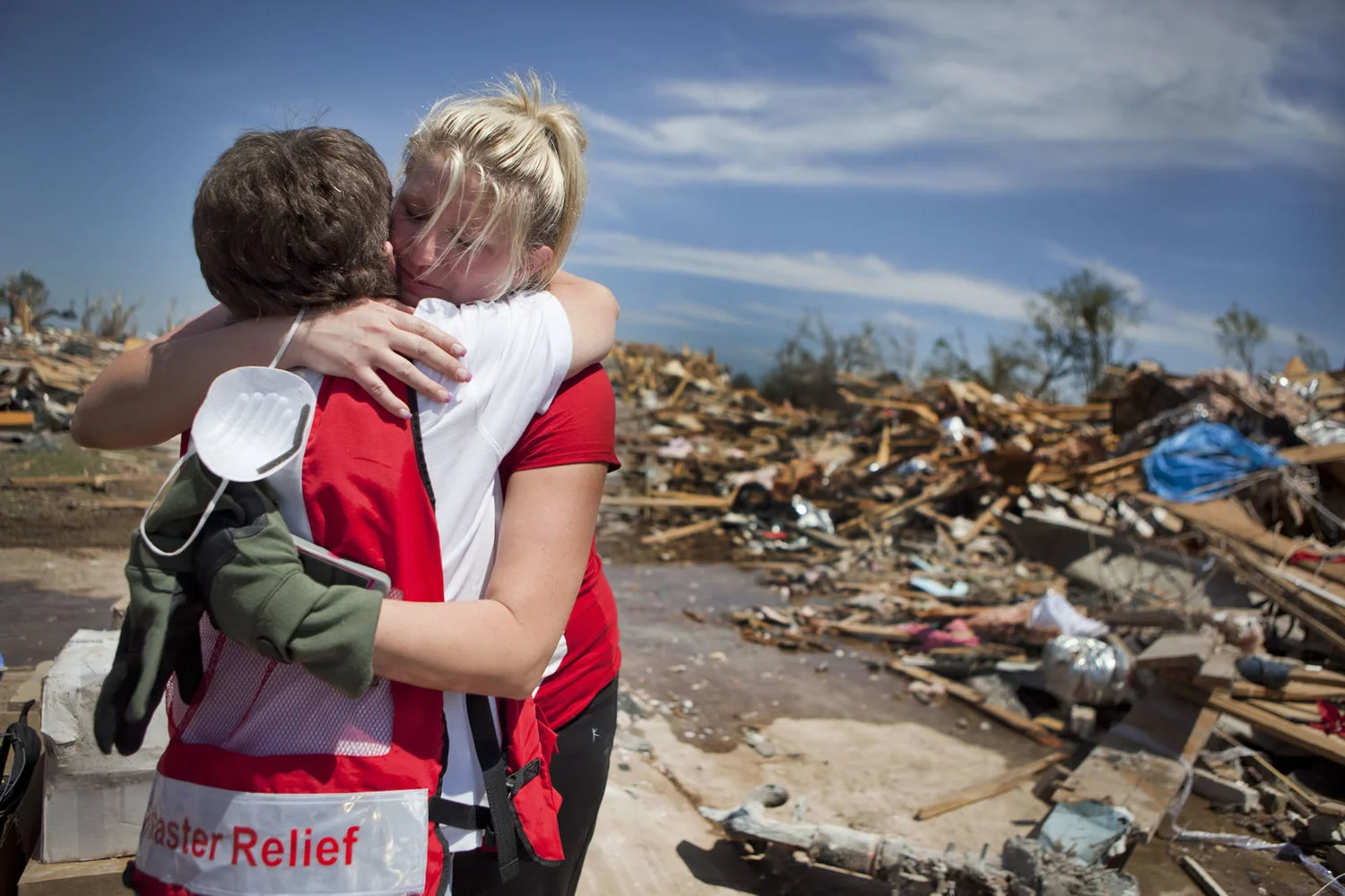 american-red-cross-received-10000-donation-from-the-national-tornado-foundation.jpg