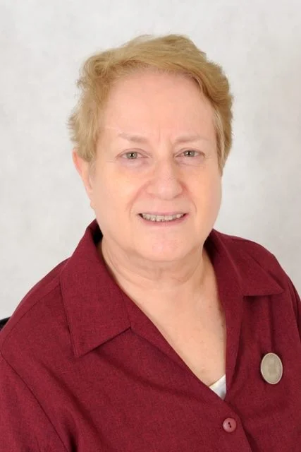 Leah Zartz, back on track coaching.jpg