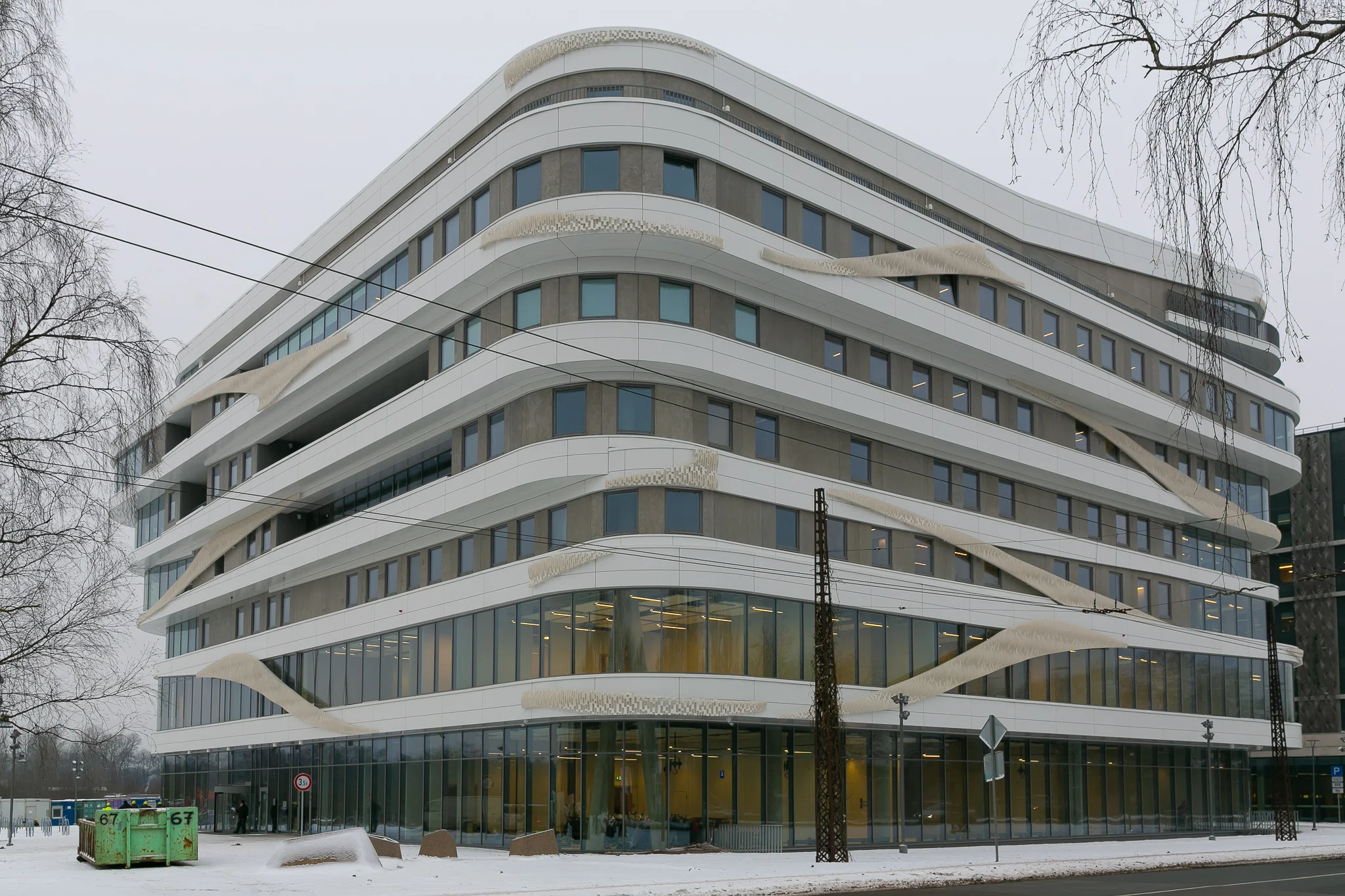 002-LU-2936.jpg
