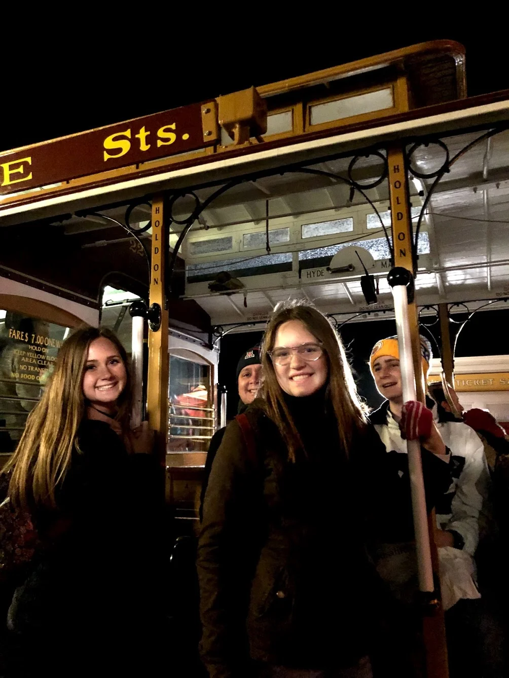 sf_trolley1.jpg