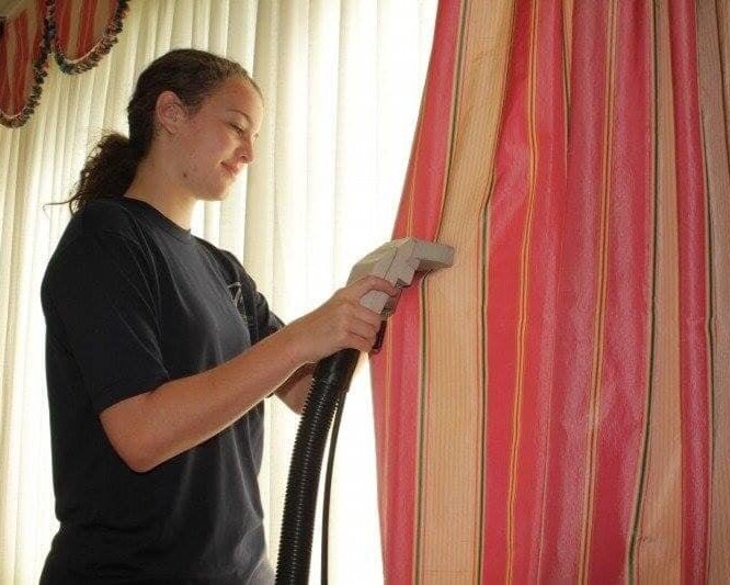 Curtain Cleaning Lovitt Blinds Dry, How To Clean Curtains Without Dry Cleaning
