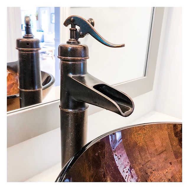 Even though this faucet is from years ago, there&rsquo;s still something that draws me too it. It&rsquo;s not the most expensive faucet I&rsquo;ve ever picked, or the most elegant, but I think I love it so much because it perfectly represents part of