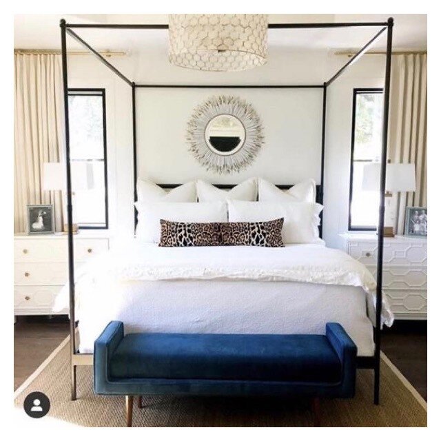 So many 2020 trends going on here 👌🏻 Warm neutrals, poster beds and velvet!! 😍 This blue bench gives this room just the right pop of colour. #interiordesigntrends #2020trends