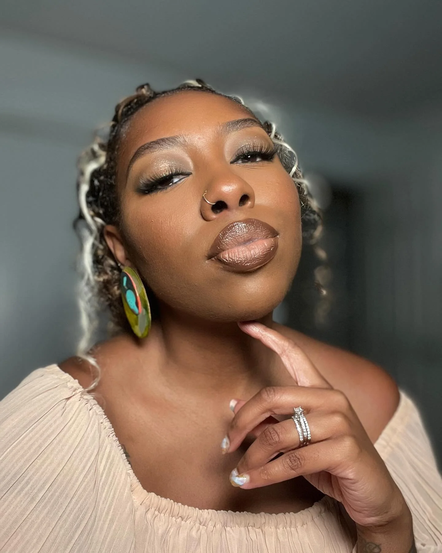 For about a year, I&rsquo;ve been wearing less and less makeup. But we went to NYC a few weeks ago and something shifted. These are two of my looks from last week. Celebrated my cousin&rsquo;s birthday and then went to see Megan Thee Stallion!
