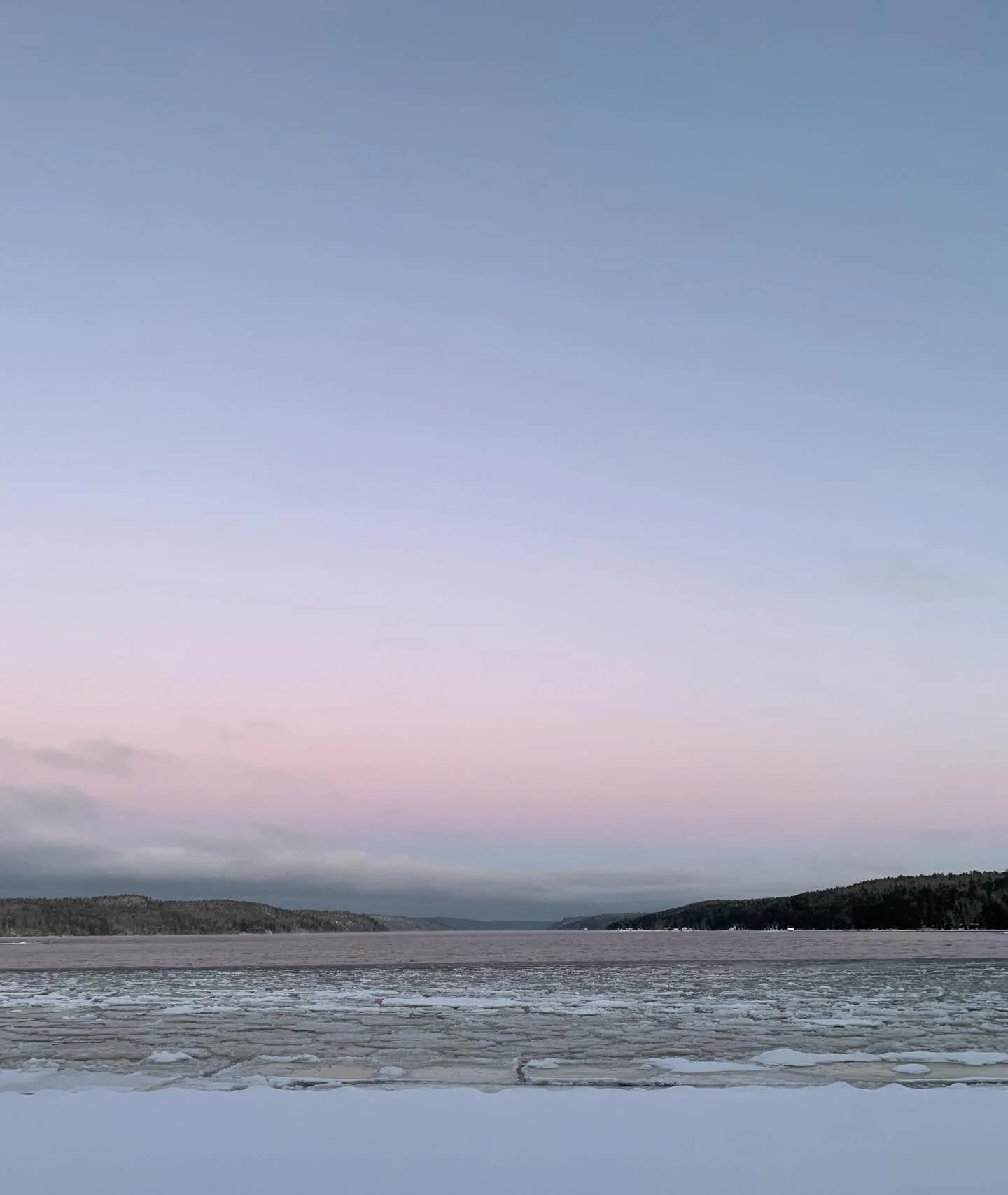 Some thoughts on the end of a year🤍

The last day of an old year. 
A marker of time. 
As time passes, I feel love and more deeply. I accept myself and others with greater ease.

A year in review, a look over my shoulder to see what isn&rsquo;t obvio