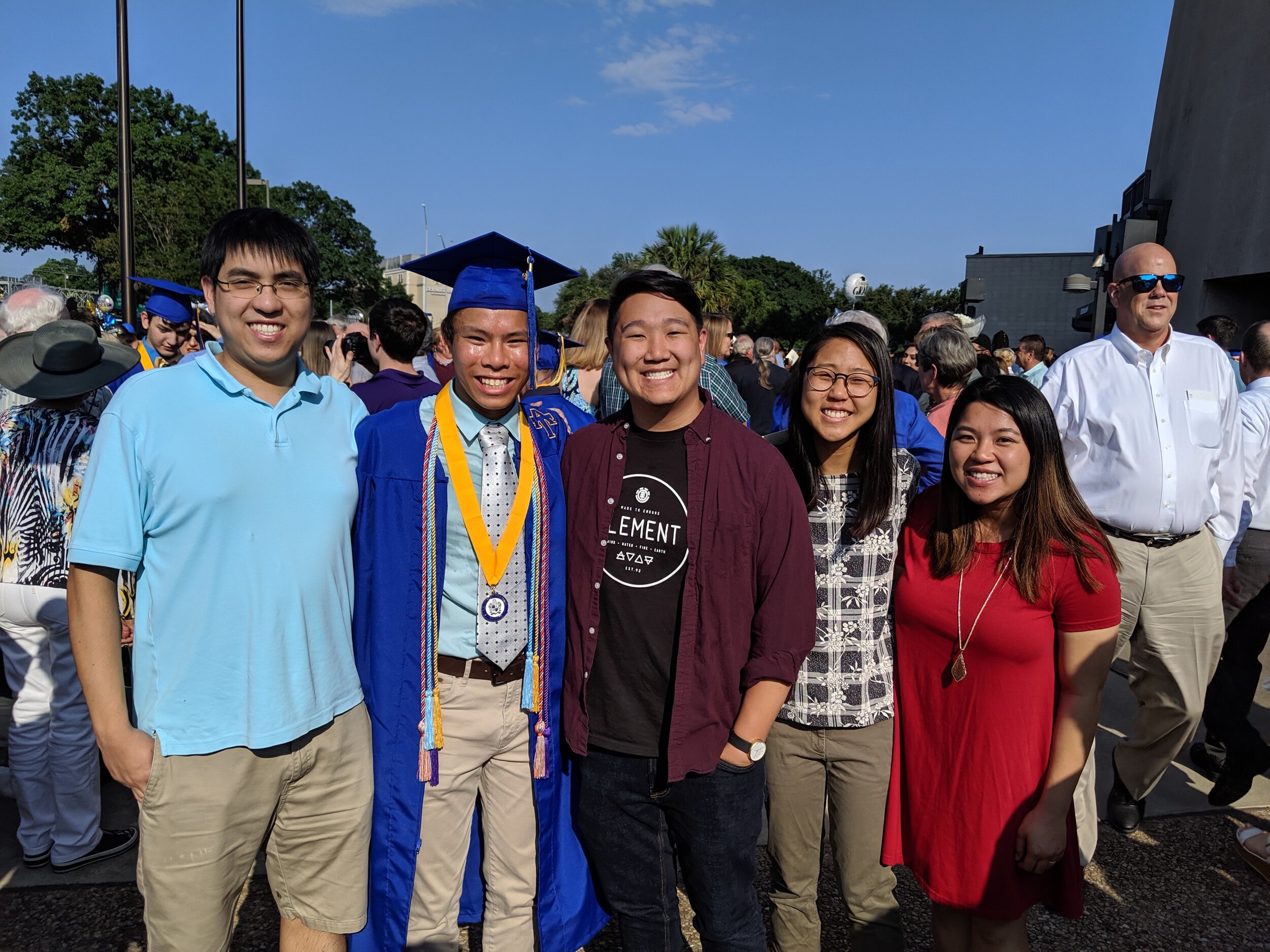 Austin_VietnameseUnityBaptistChurch_Graduation_052019.jpg