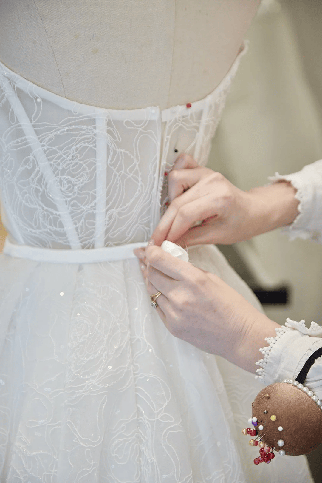 Finding the Best Bridal Seamstress in Brisbane: What You Need to Know
