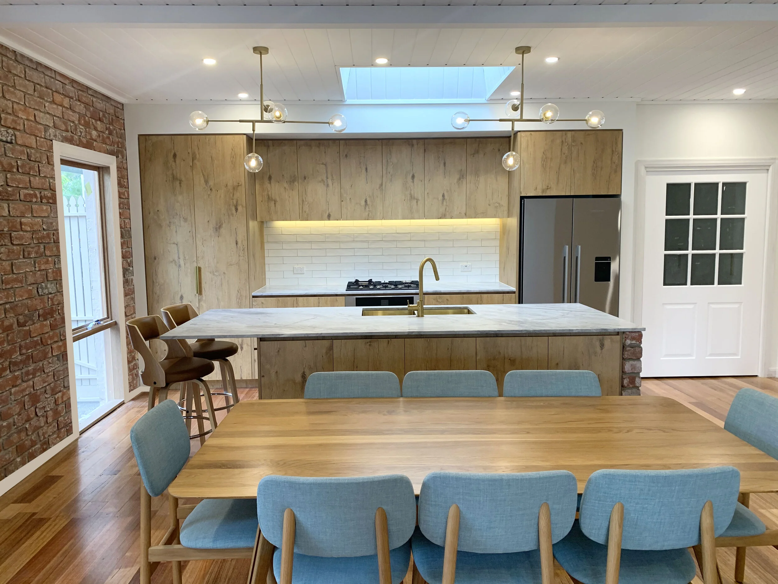 Kitchen front on.jpg
