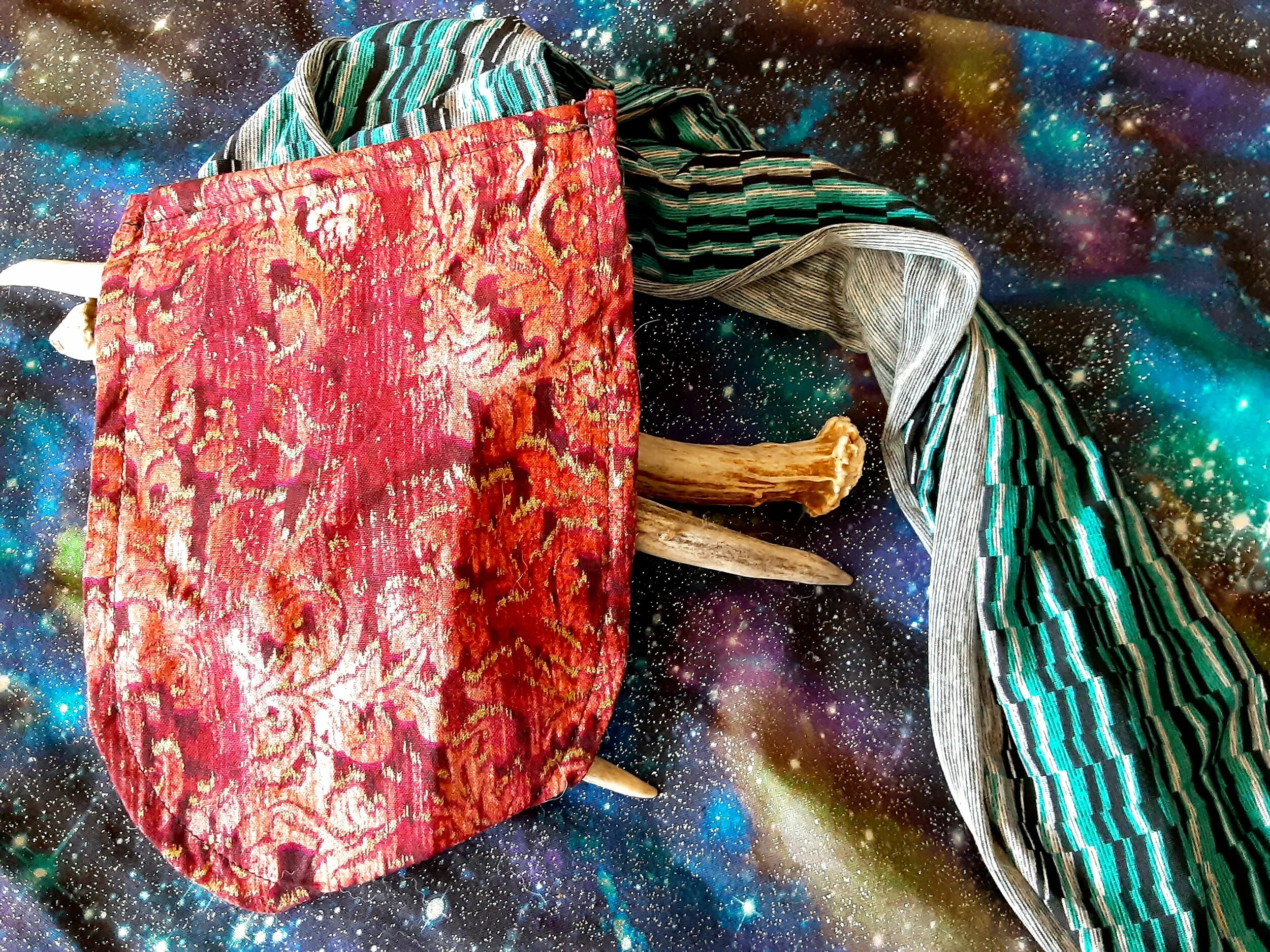 autumn/blue temporary pocket