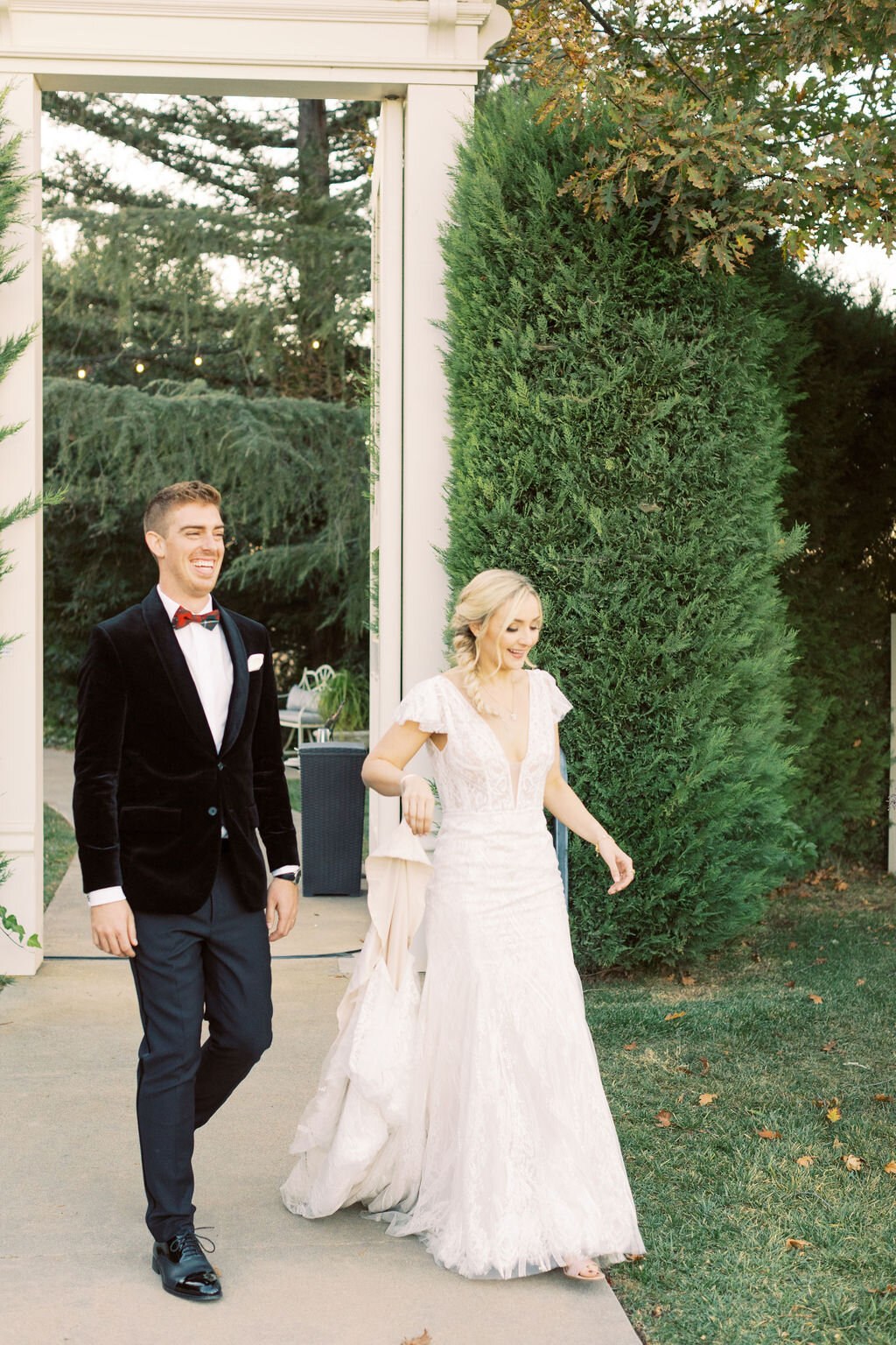 6b-JocelynandAndrew-Married-AshleyBaumgartner-CocktailHour-61.jpg