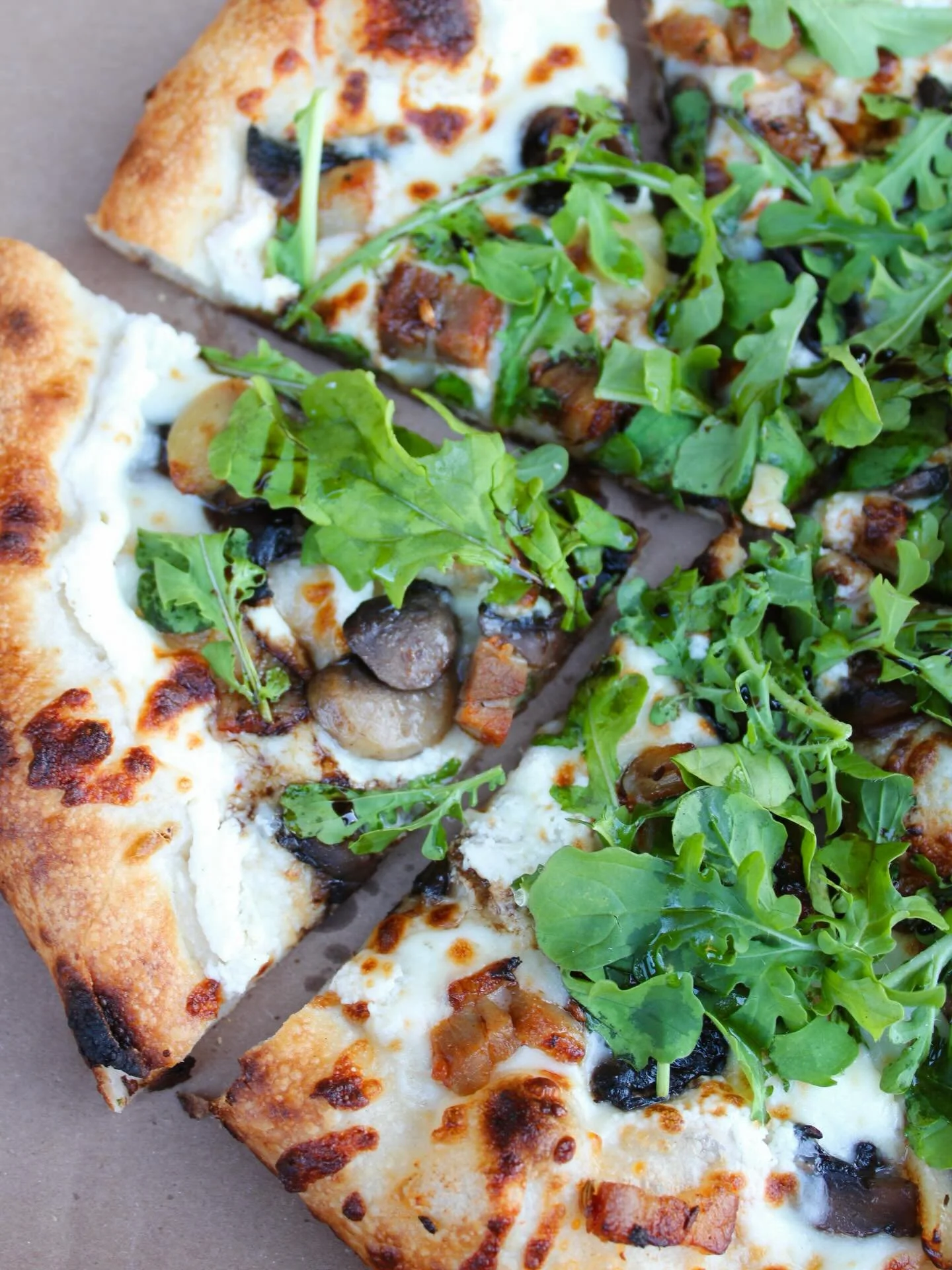 Pizza Night Every Friday 430-7pm 🍕
📞 Call to Order 808-332-7001
🔗 Link in Bio for Online Ordering