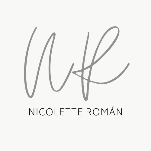 Nicolette Román