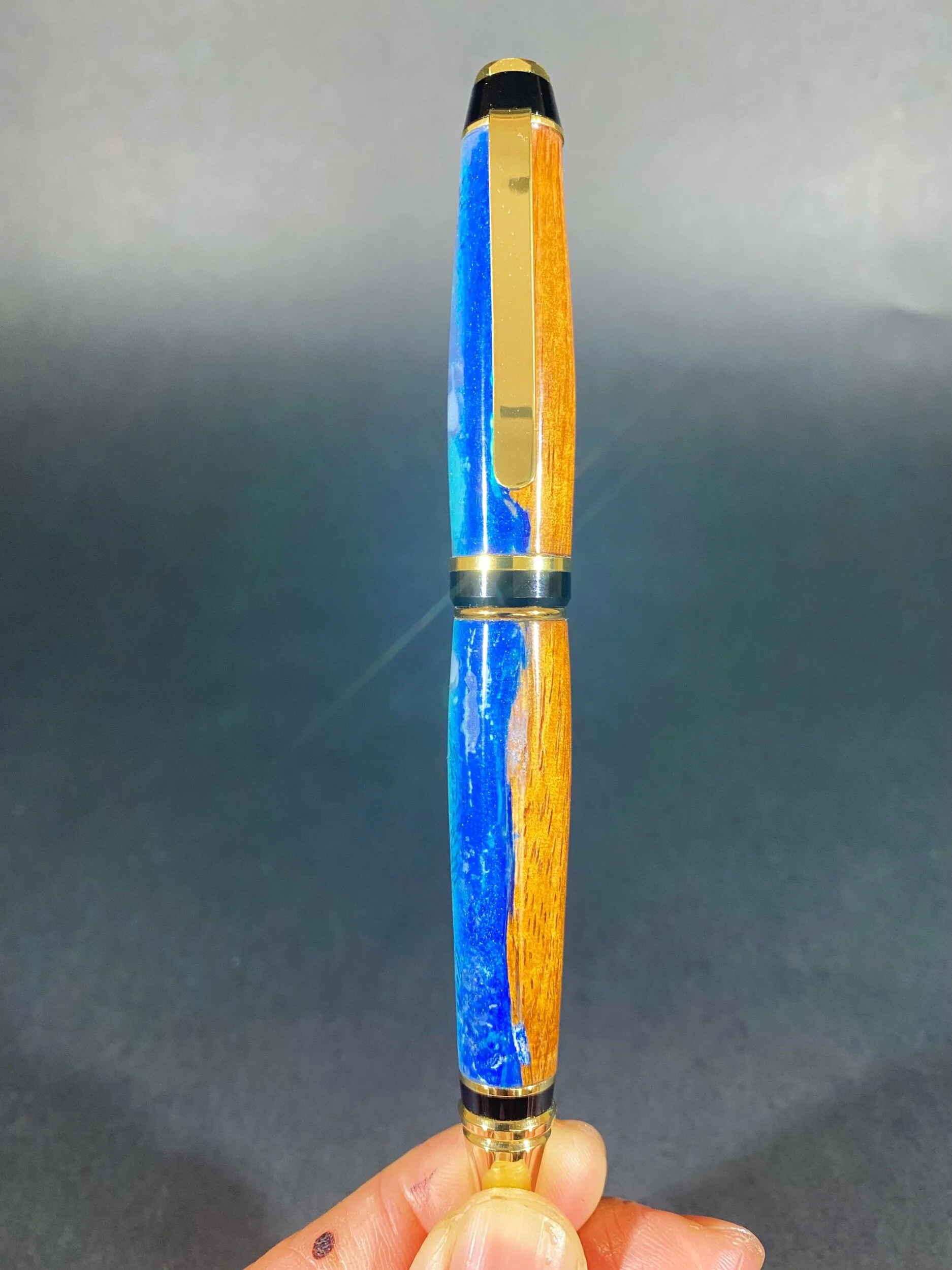 6F19D1B7-AC10-4688-8485-8D6659BF6F80