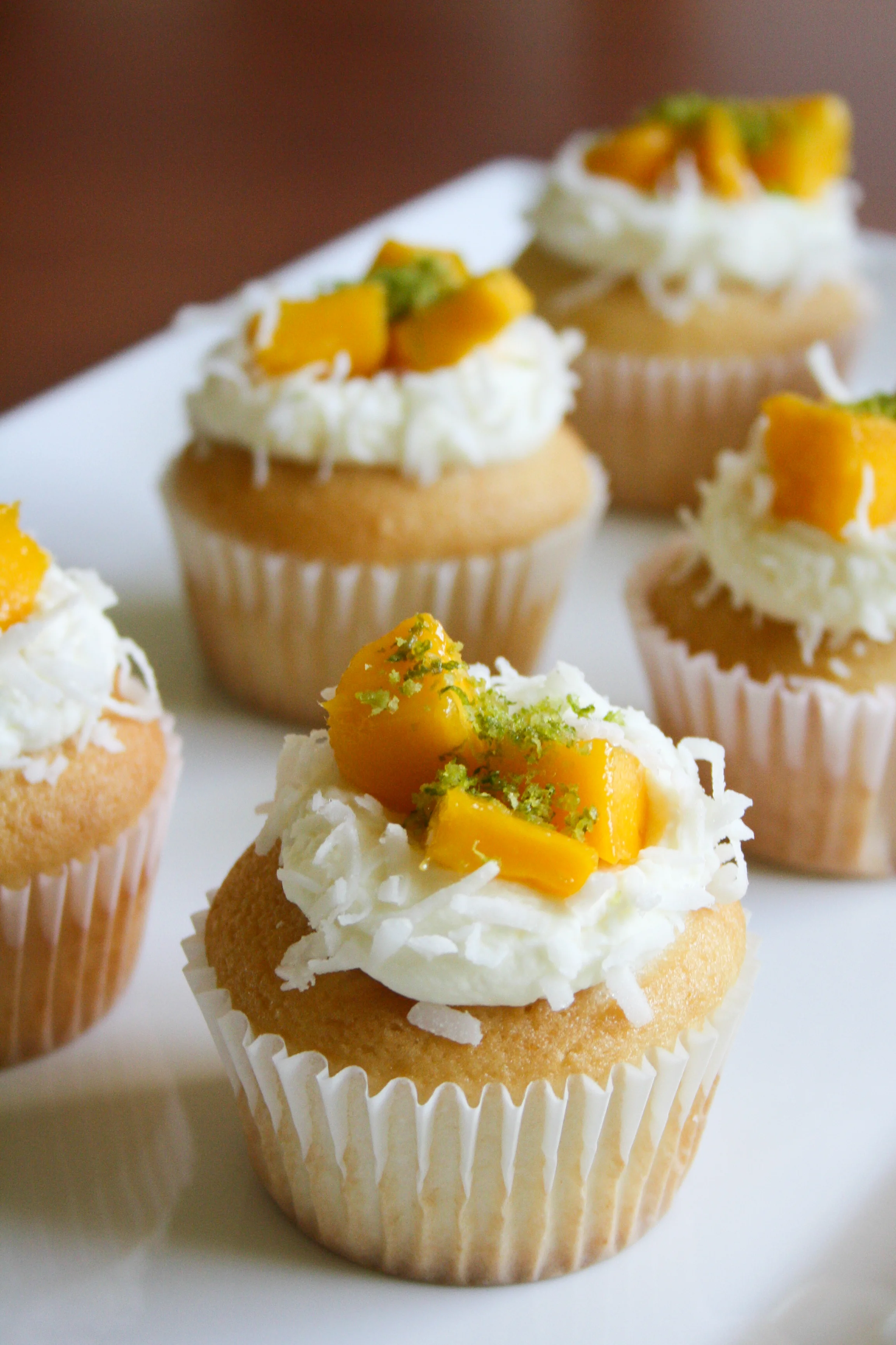 SUMMER CUPCAKES