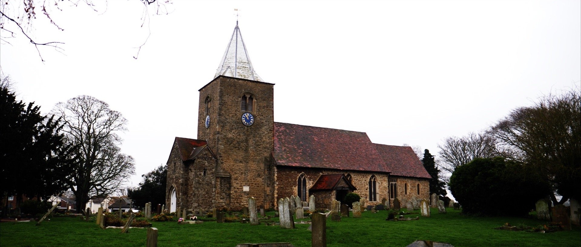 Saint Nicholas Church wakering wedding video.jpg