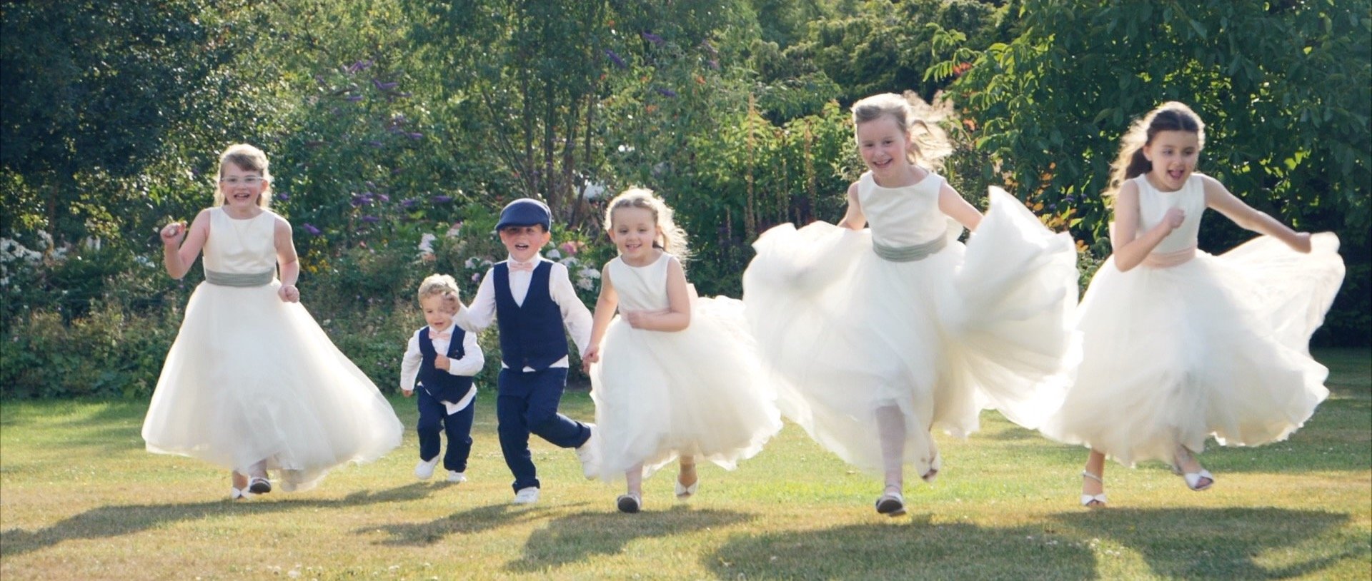 Essex wedding videos 3 Cheers Media - Run Kids!.jpg
