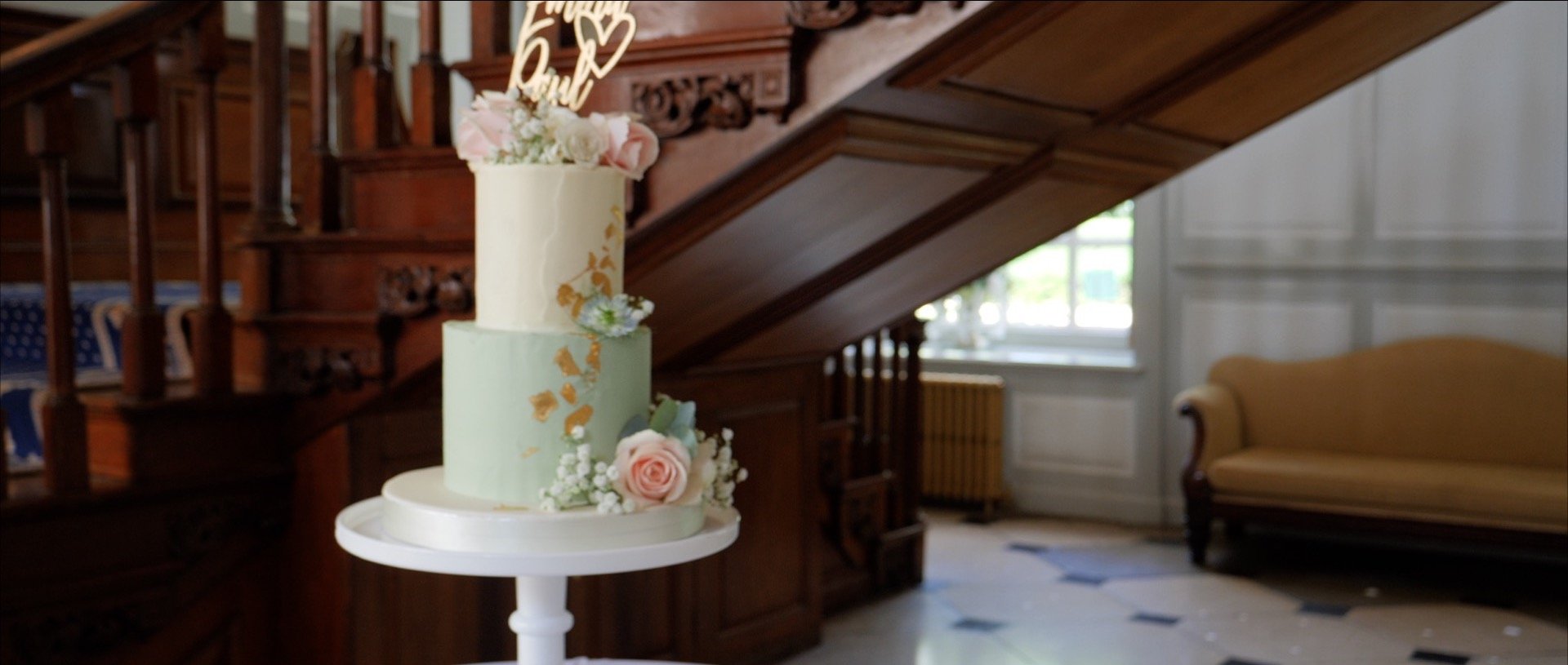 The wedding cake at gosfield hall.jpg