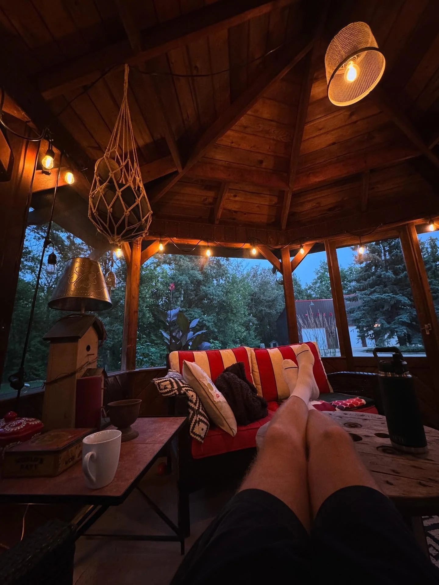 Current living standards are so tranquil and calm. Feeling very relaxed ππΌ and content. ππΌπ¨π¦