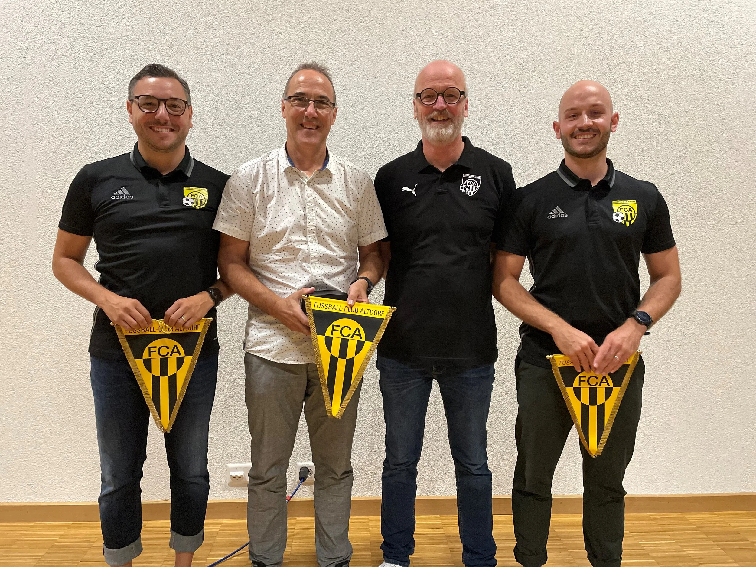 Rony Mattmann neues FCA-Ehrenmitglied