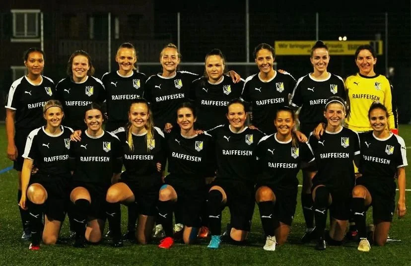 Team Uri feiert Saisonhighlight gegen den FC Luzern 