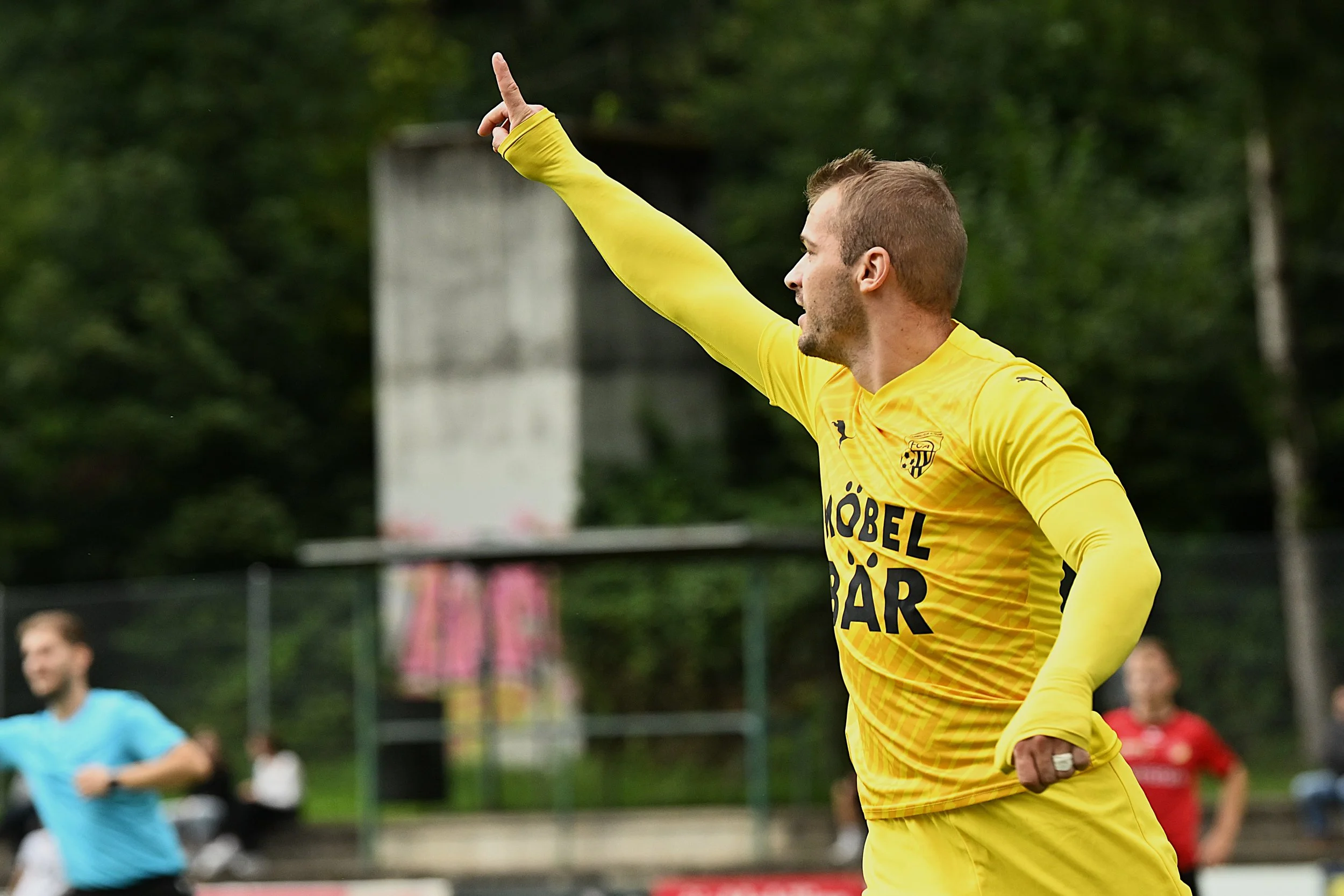 Nickel-Show beim 3. Heimsieg in Serie
