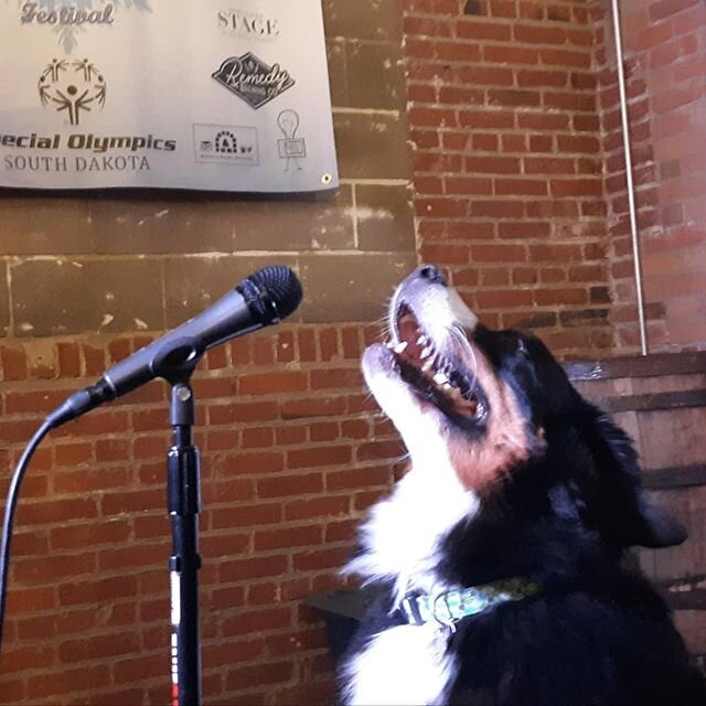 Guthrie agrees that the The Sno Jam Comedy Festival was a Doggone Blast! #snojamcomedyfestival  #specialolympics #bosscomedy #remedybrewing #mcvaytunes