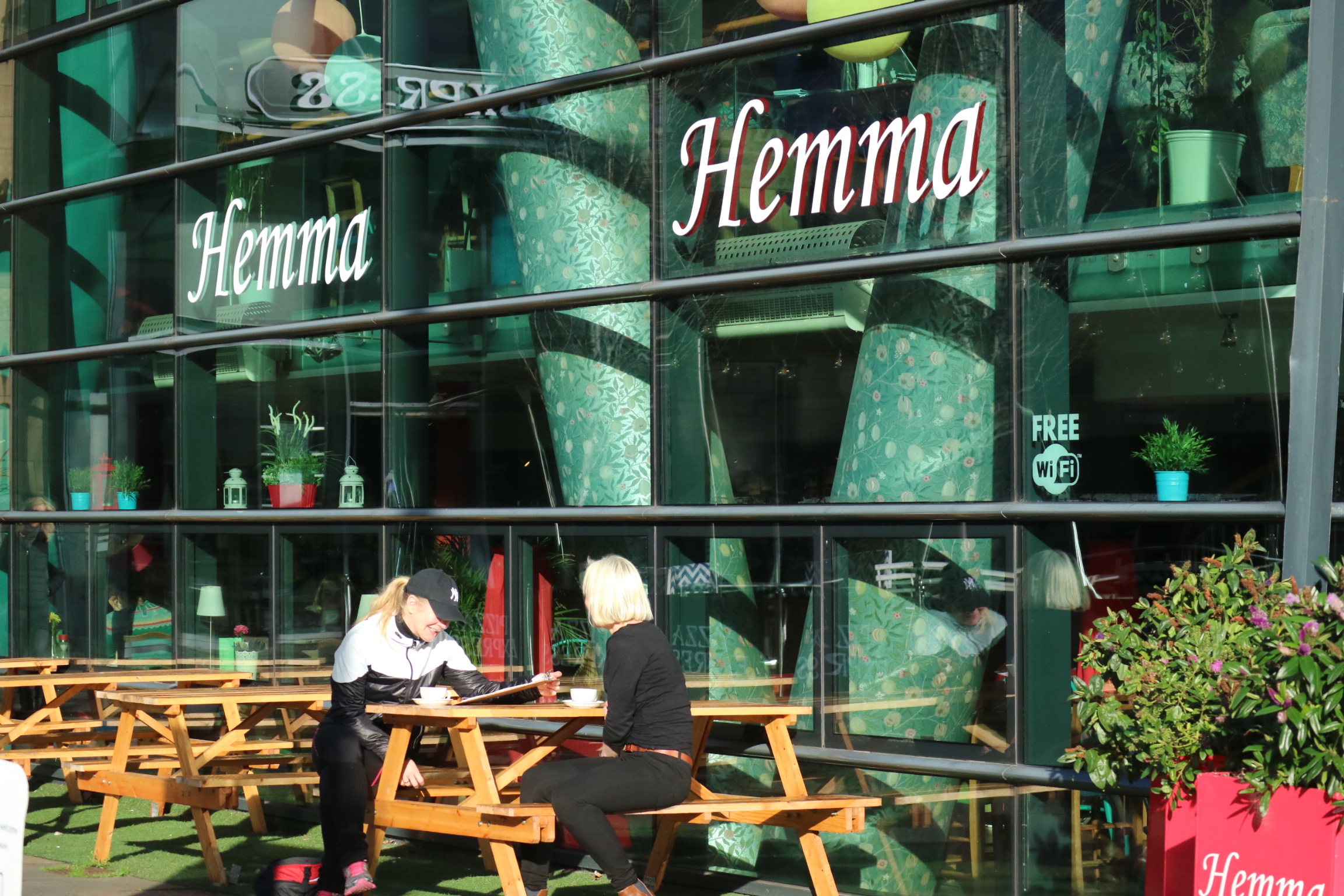 hemma outside 1.jpeg