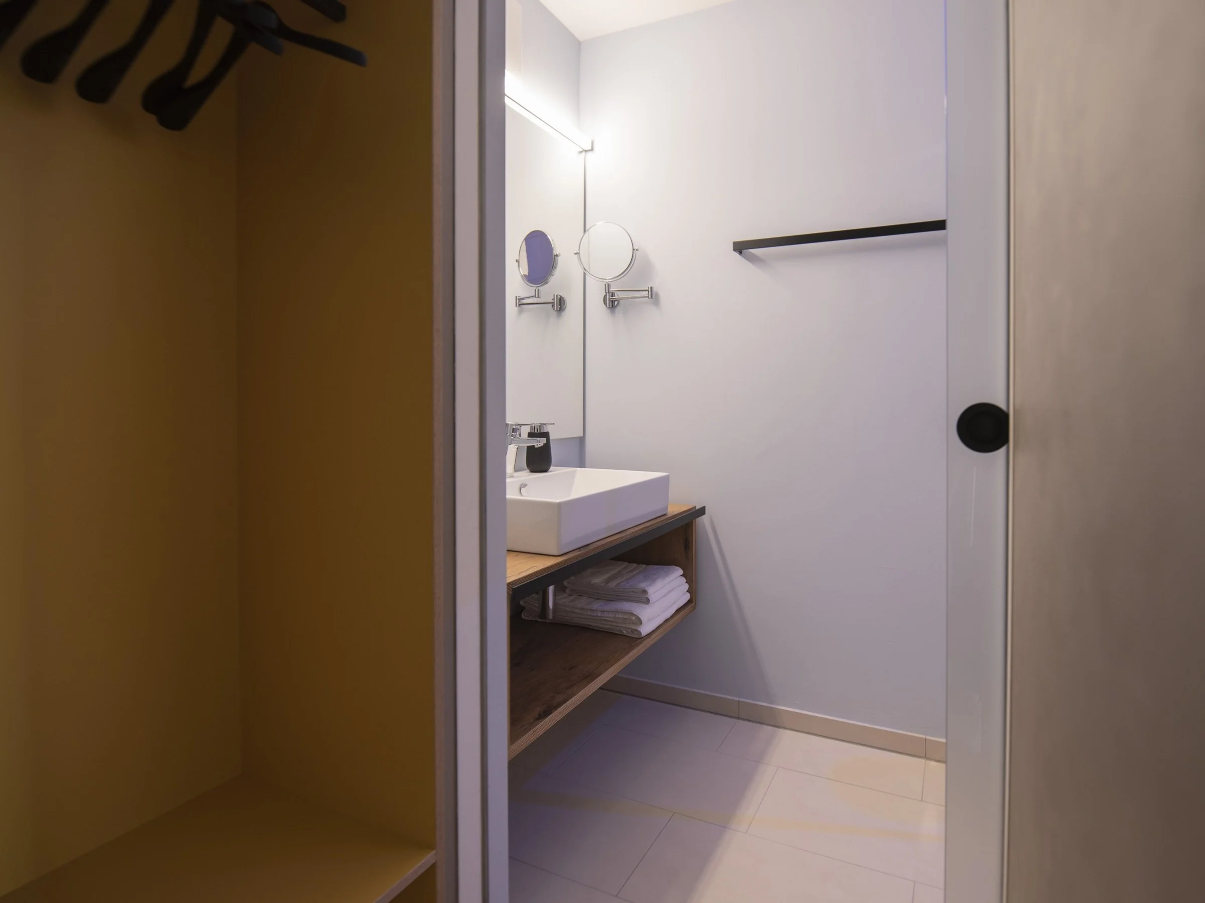 Im Grünen 6 Garderobe.jpg