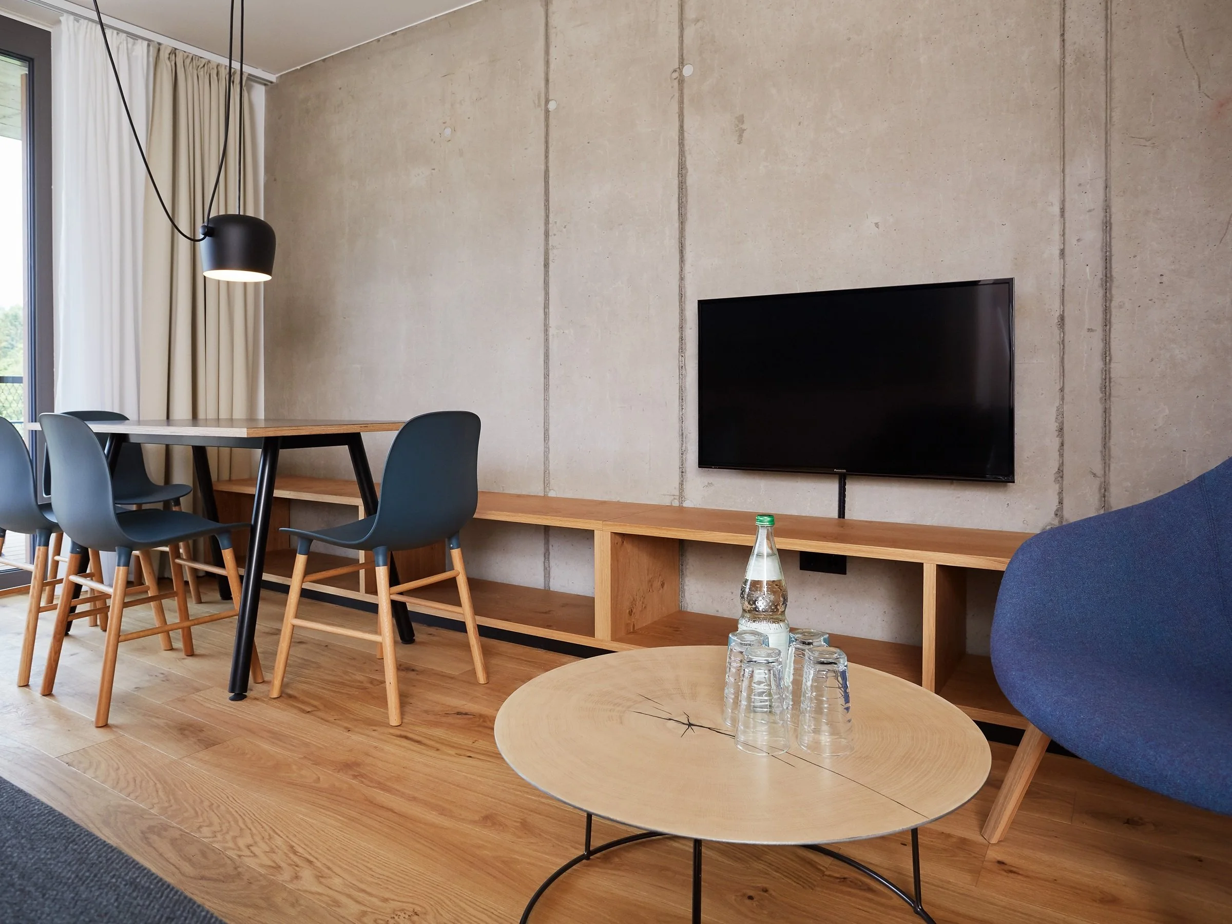 Schienerberg 5 großzügiger Wohnbereich.jpg