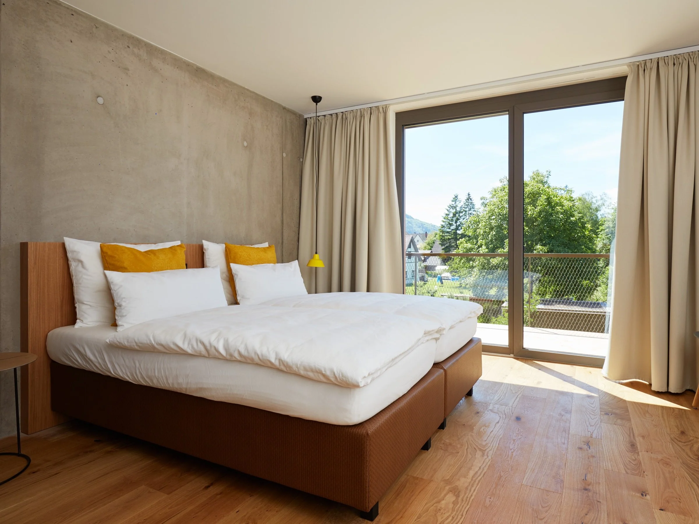 Abendsonne 1 Zimmer mit Aussicht ins Grüne.jpg