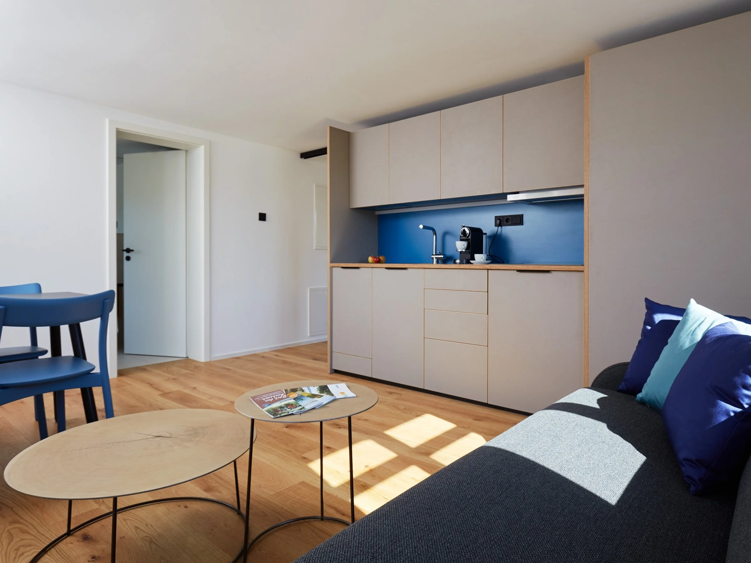 Höri 9 helle Wohnung.jpg