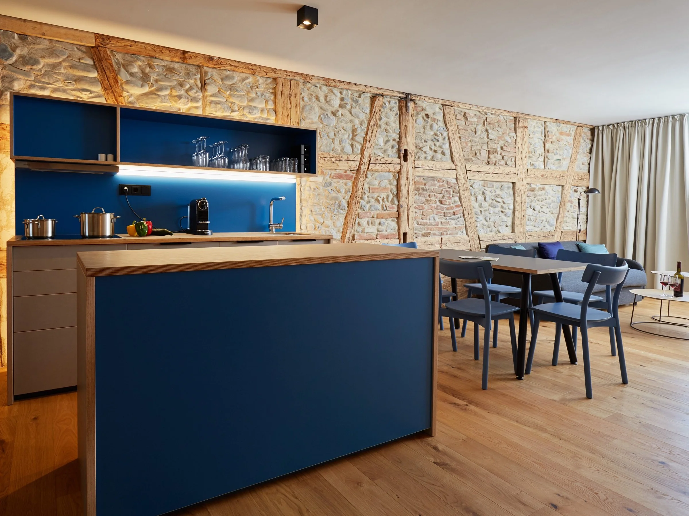 Sternen 1 Famlienapartment 2 getrennte Schlafzimmer.jpg